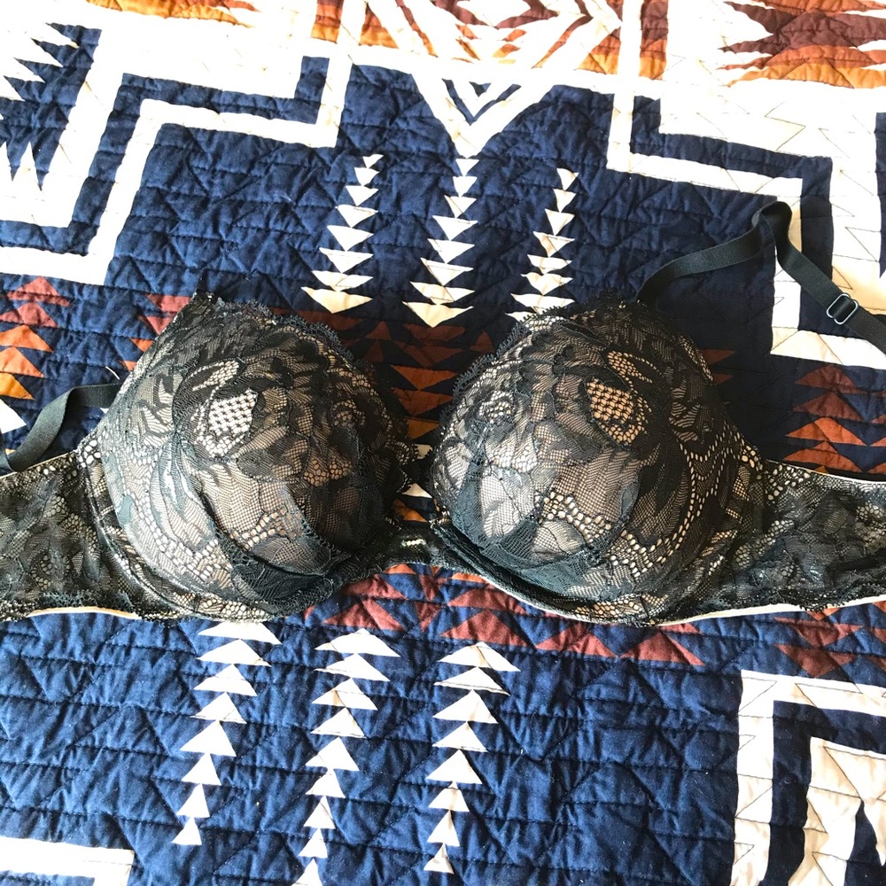 COPY - Victoria’s Secret plunge bra black lace